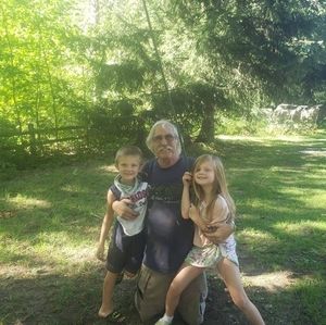 Meet your Posher, George